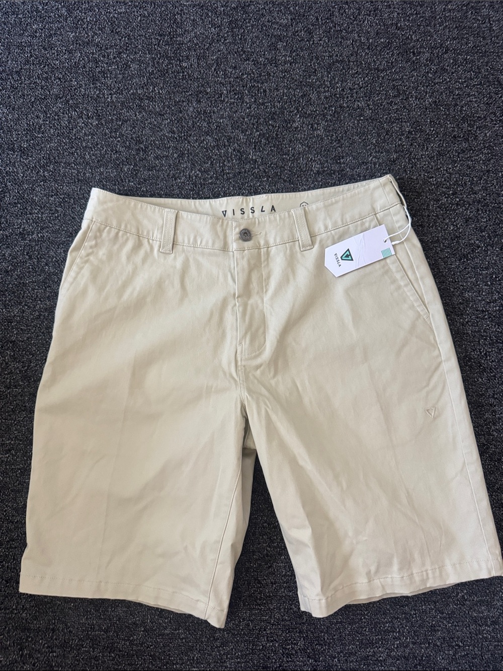 VISSLA Men's Khaki Flat Front Chino Shorts